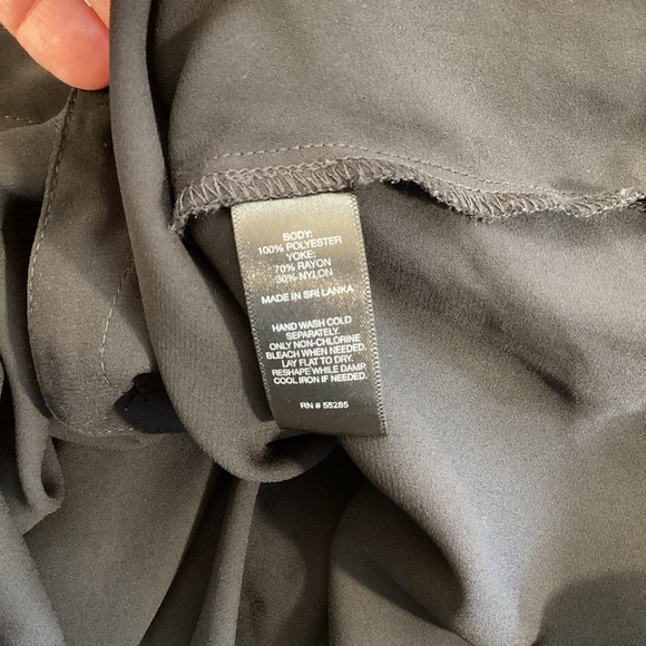 Express‎ Semi-Sheer Black Sleeveless Lace Back Blouse, Size XS NWT - Picture 5 of 6